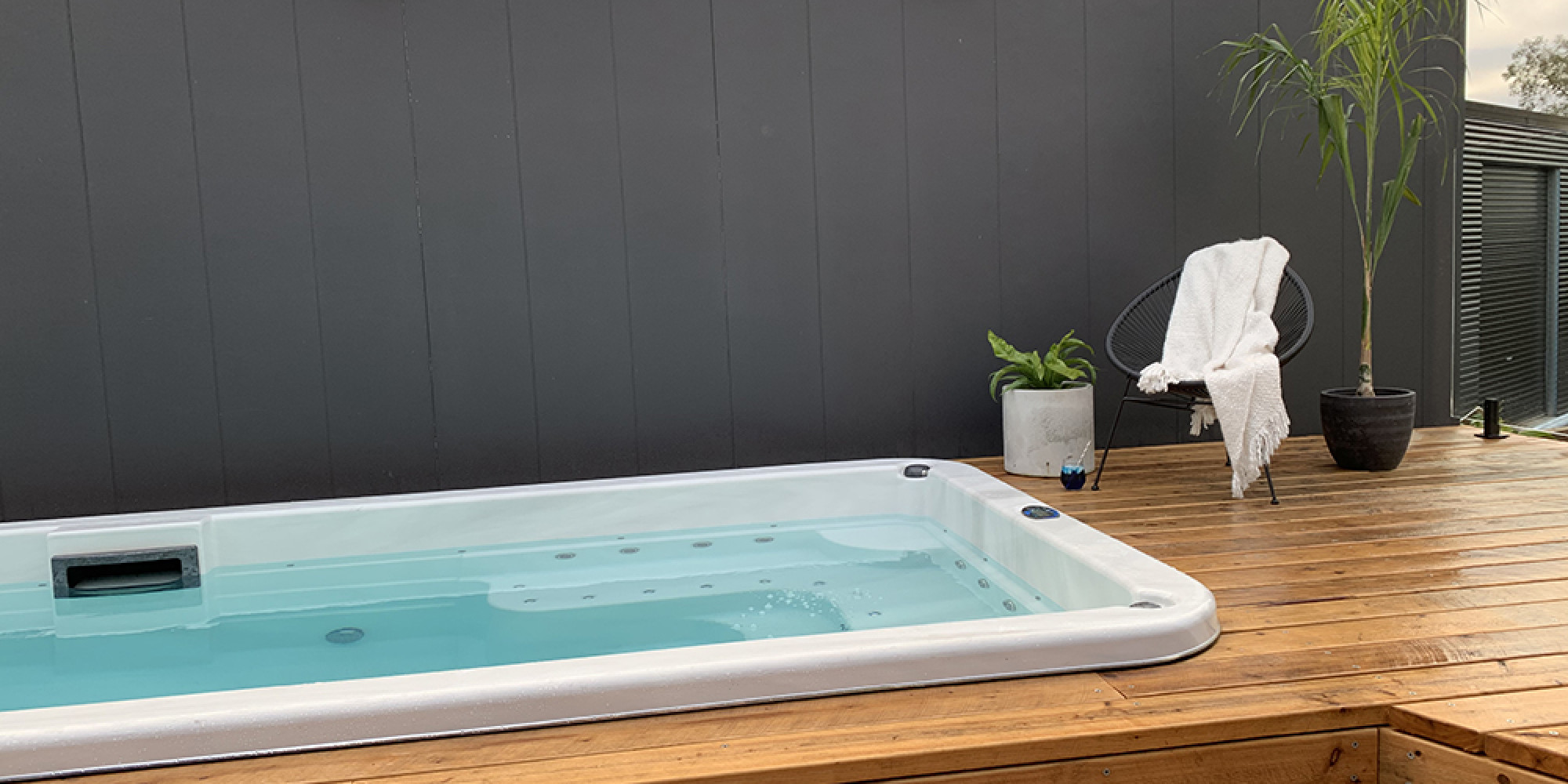 Plunge Pools NZ Sapphire Spas New Zealand Call ☎ 0800 4 772 7665