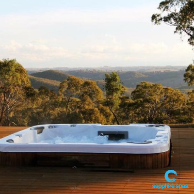 Abercrombie Ridge Retreat : 'Thanks to the team at mySpaSYDNEY for advice and maintenance that keeps our Sapphire Spa ready for our guests'