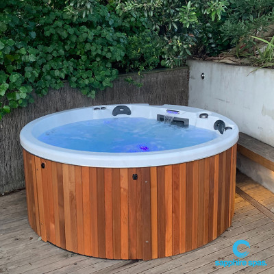 myHotTub silverwhite & cedar thanks to the team @ Wright Pools & Spas Kapiti