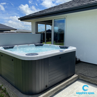 myChillout silverwhite grey duratek thanks to the team @ Wanganui Pool Clinic NZ